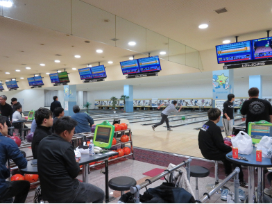 ボウリング大会開催